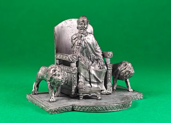 King Solomon on the throne