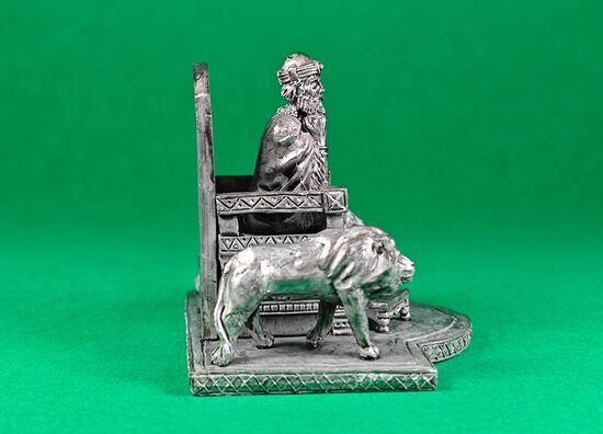 King Solomon on the throne