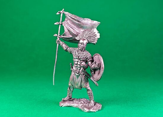 Moroni Raises the Title of Liberty