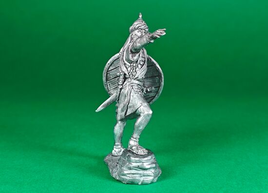 Joshua Halts the Sun and Moon