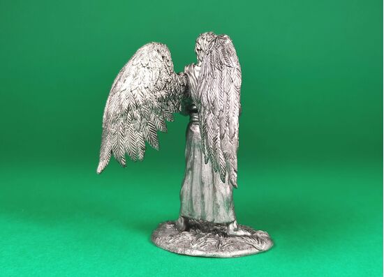 Cherub guards the Garden of Eden